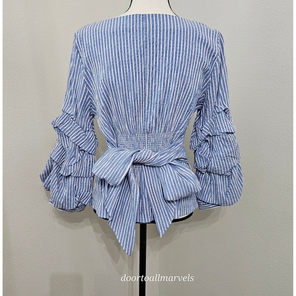 WHBM Seersucker Blouse Statement Ruffle Sleeve Smocked Waist Coastal sz 12 NWT - Picture 4 of 16